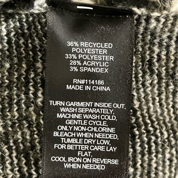 Frye Women’s Green Aztec Cardigan Size Small - Picture 8 of 11